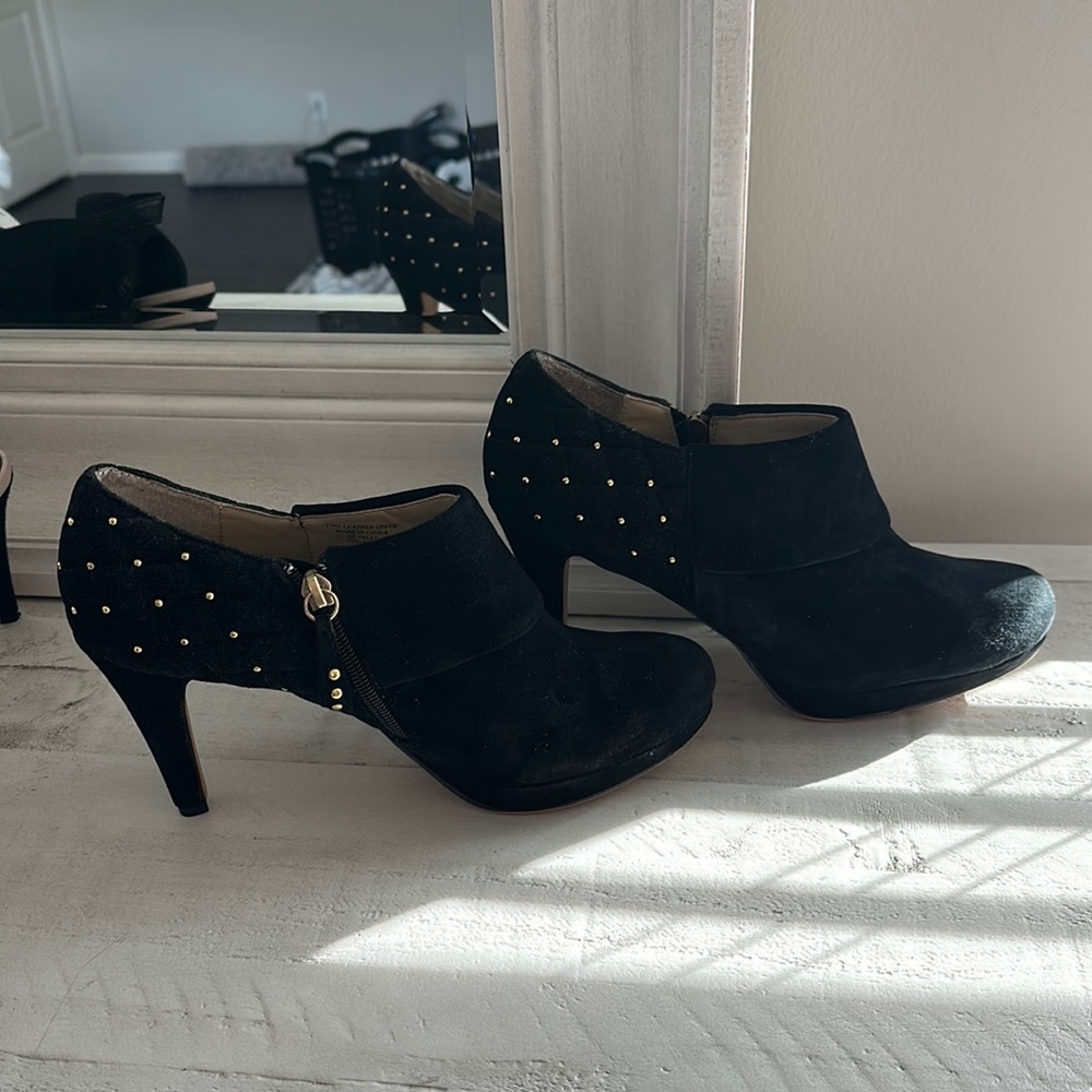 Black suede and leather heeled boots